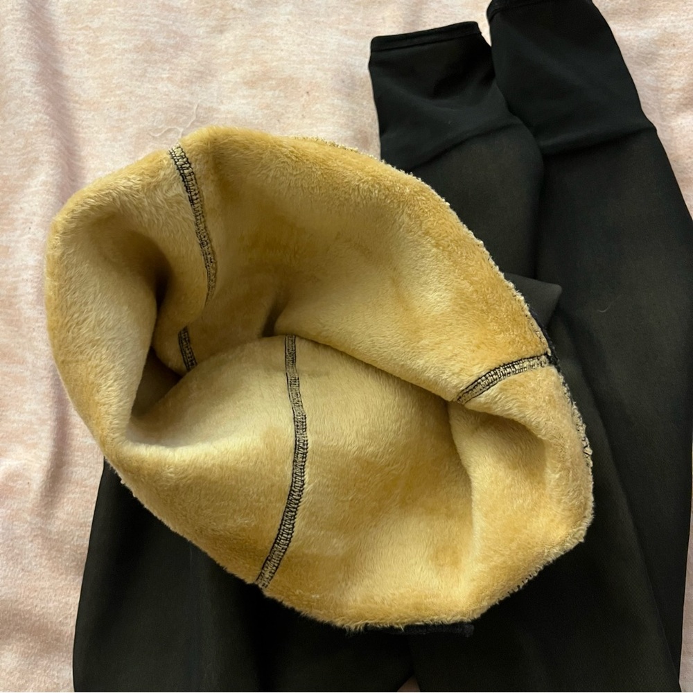 BRAND NEW Fur lined Sheer Leggings (XS/S)